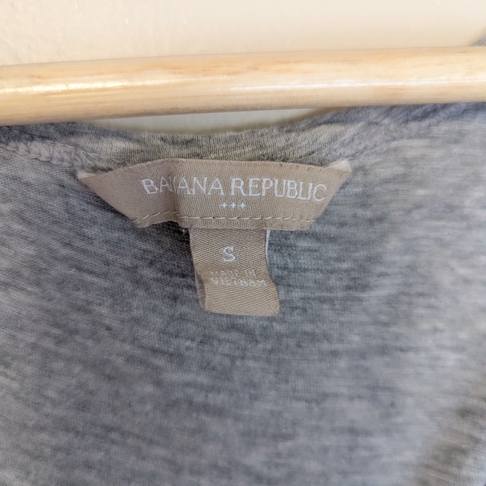 Banana Republic Heathered Grey Tank - Picture 3 of 3